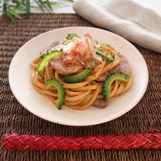 豚肉とゴーヤのうどんチャンプル